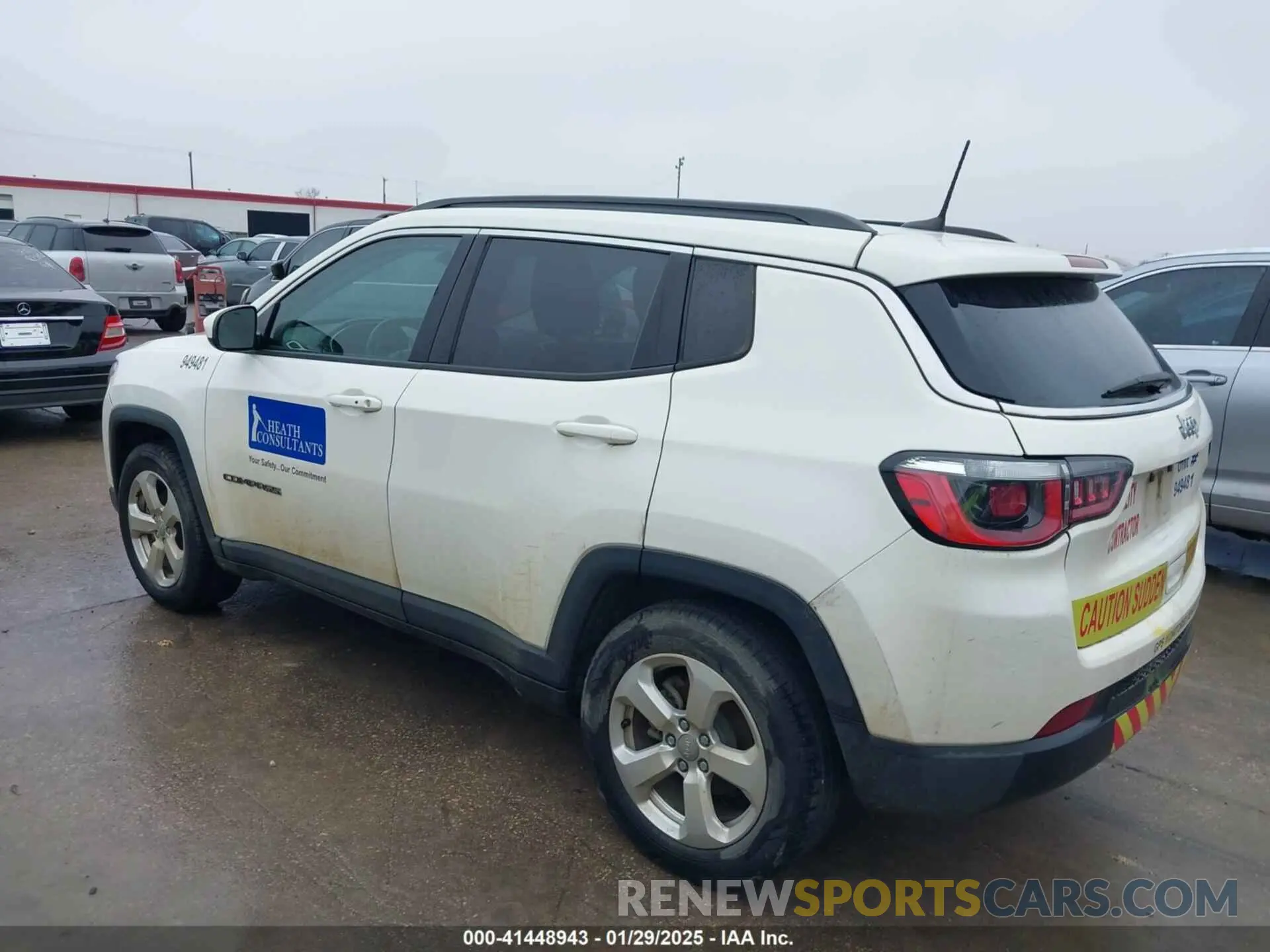 14 Photograph of a damaged car 3C4NJCBB6KT654719 JEEP COMPASS 2019