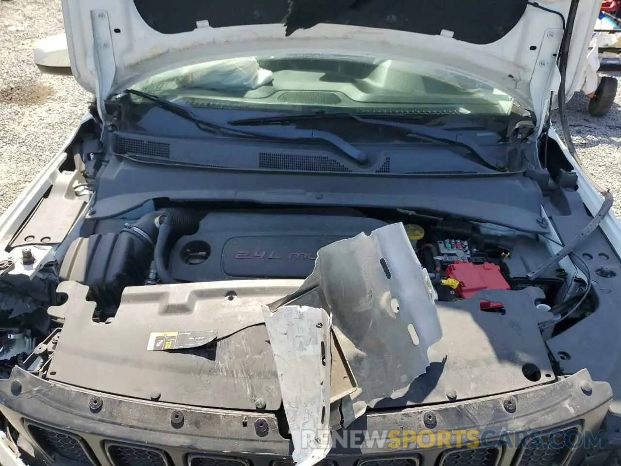 12 Photograph of a damaged car 3C4NJCBB6KT782474 JEEP COMPASS 2019