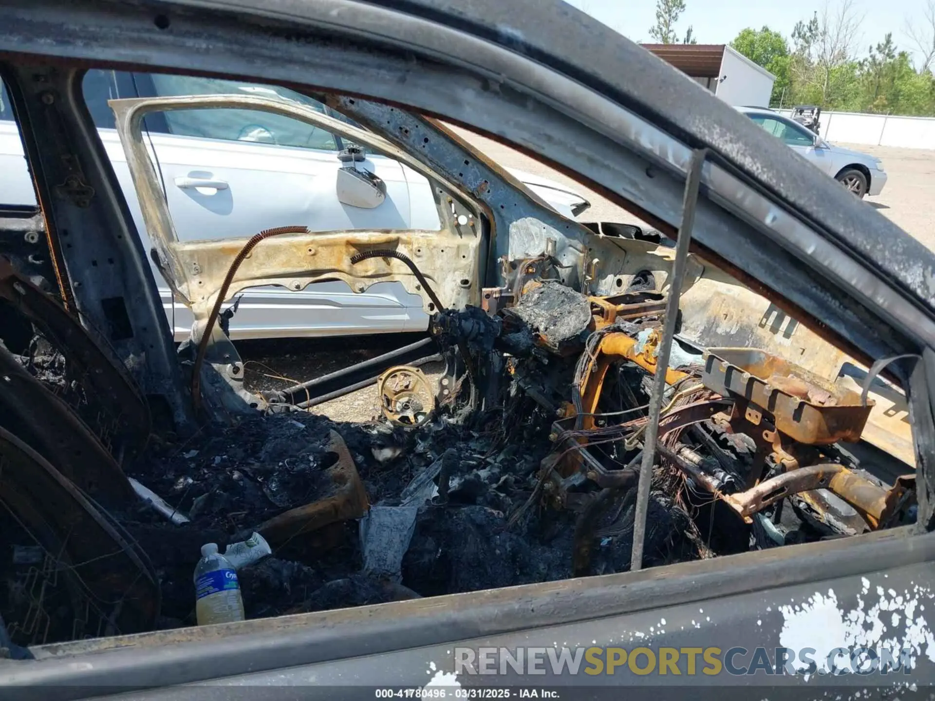 5 Photograph of a damaged car 3C4NJCBB6KT789246 JEEP COMPASS 2019
