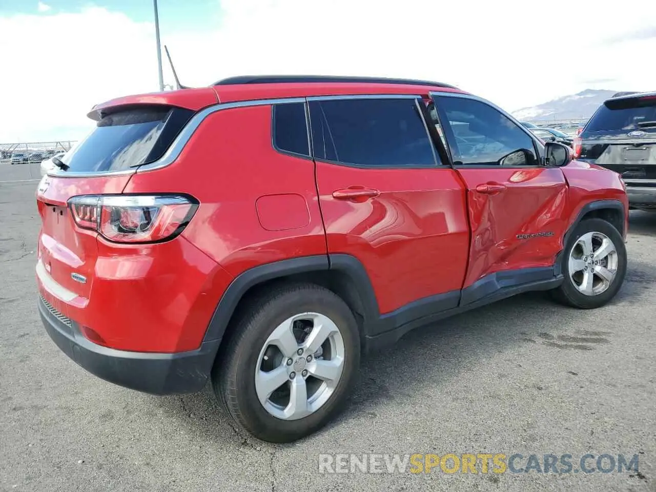 3 Photograph of a damaged car 3C4NJCBB6KT833200 JEEP COMPASS 2019