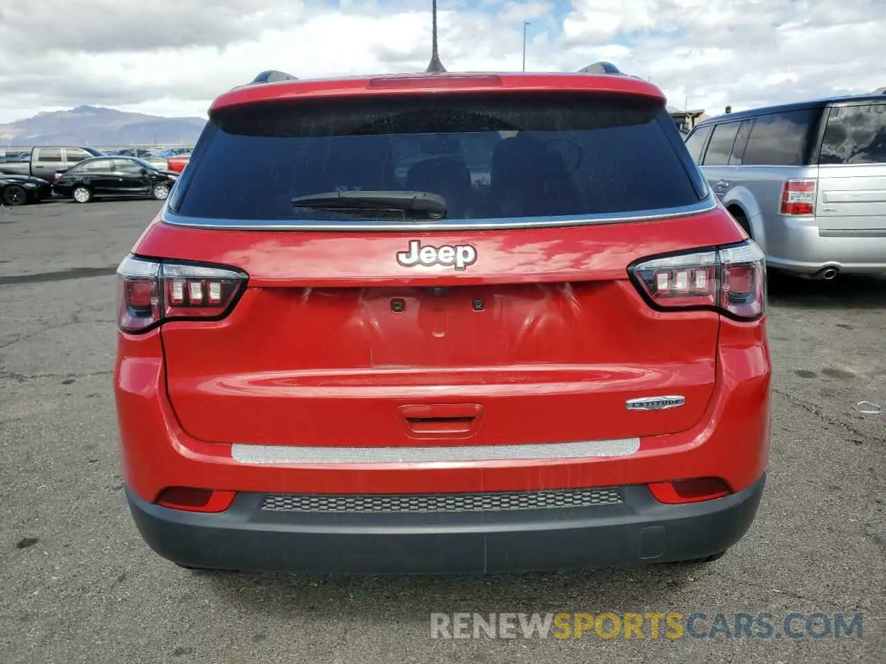 6 Photograph of a damaged car 3C4NJCBB6KT833200 JEEP COMPASS 2019
