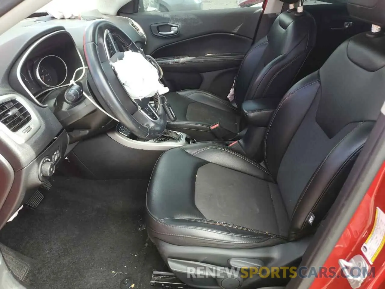 7 Photograph of a damaged car 3C4NJCBB6KT833200 JEEP COMPASS 2019