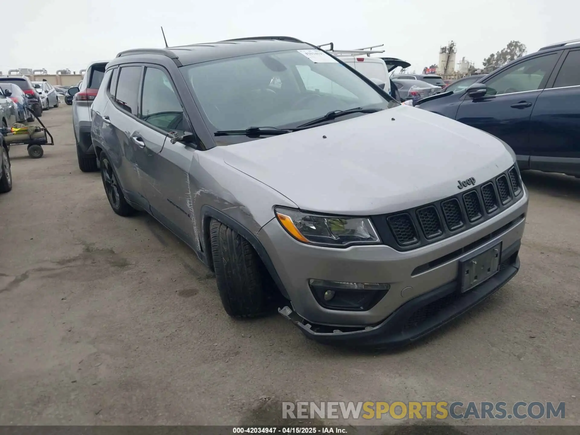 1 Photograph of a damaged car 3C4NJCBB7KT617761 JEEP COMPASS 2019