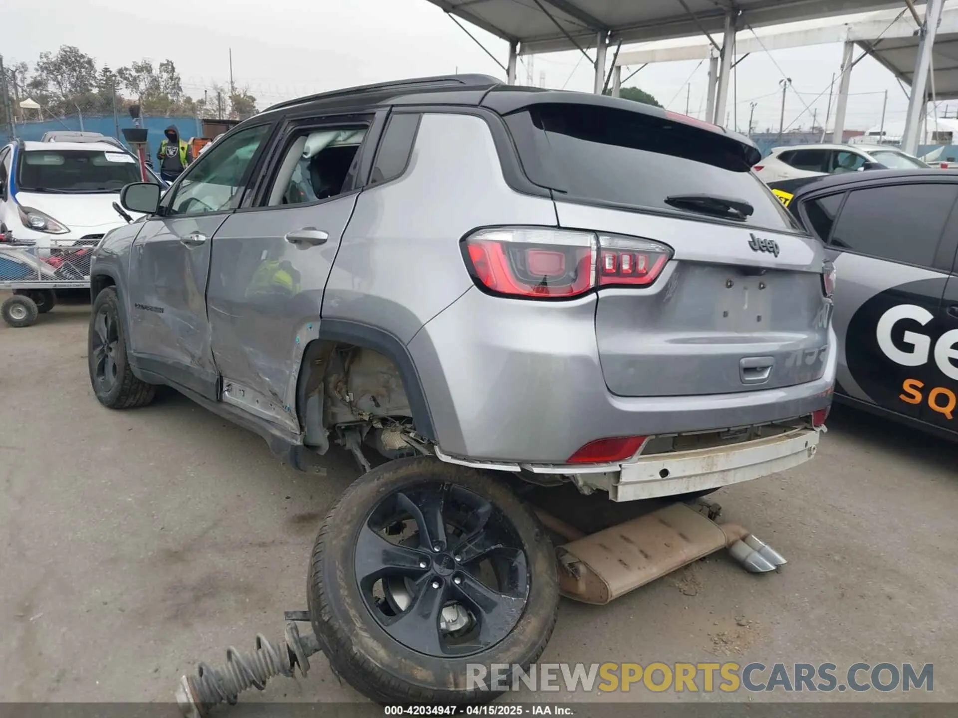 3 Photograph of a damaged car 3C4NJCBB7KT617761 JEEP COMPASS 2019