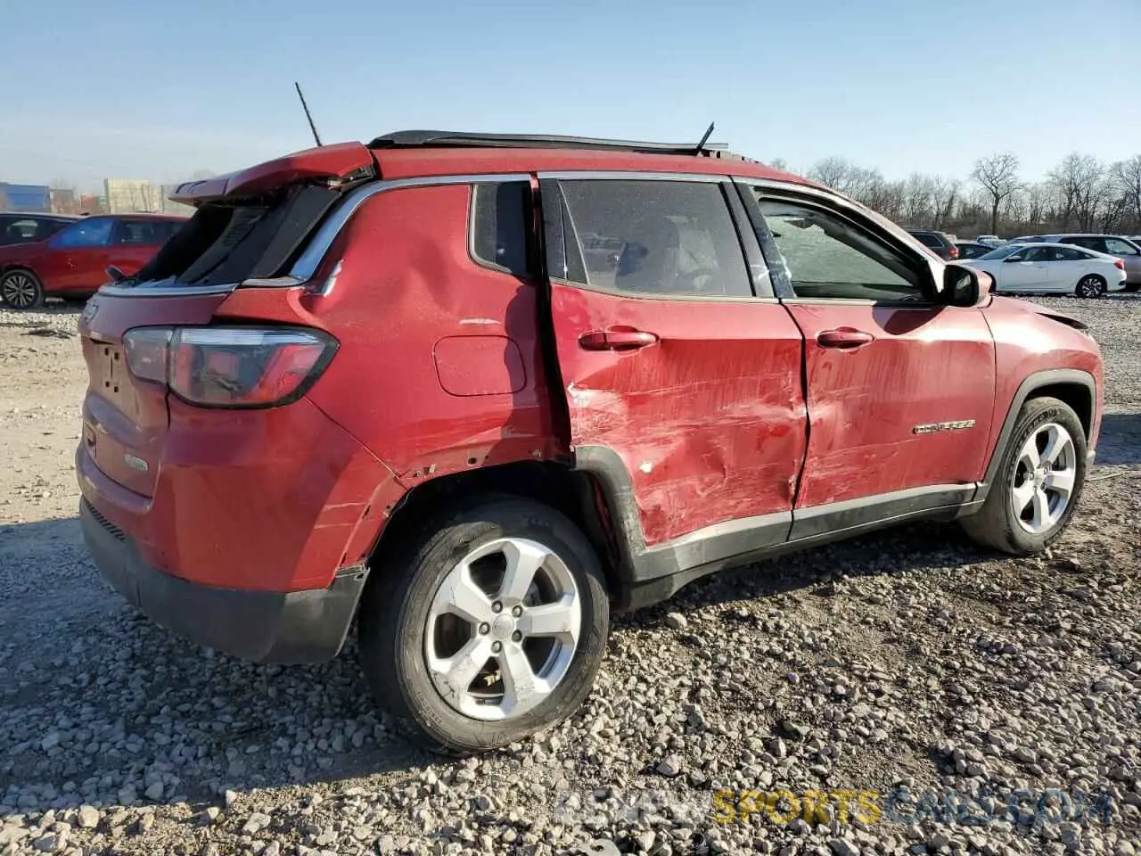 3 Photograph of a damaged car 3C4NJCBB7KT658195 JEEP COMPASS 2019