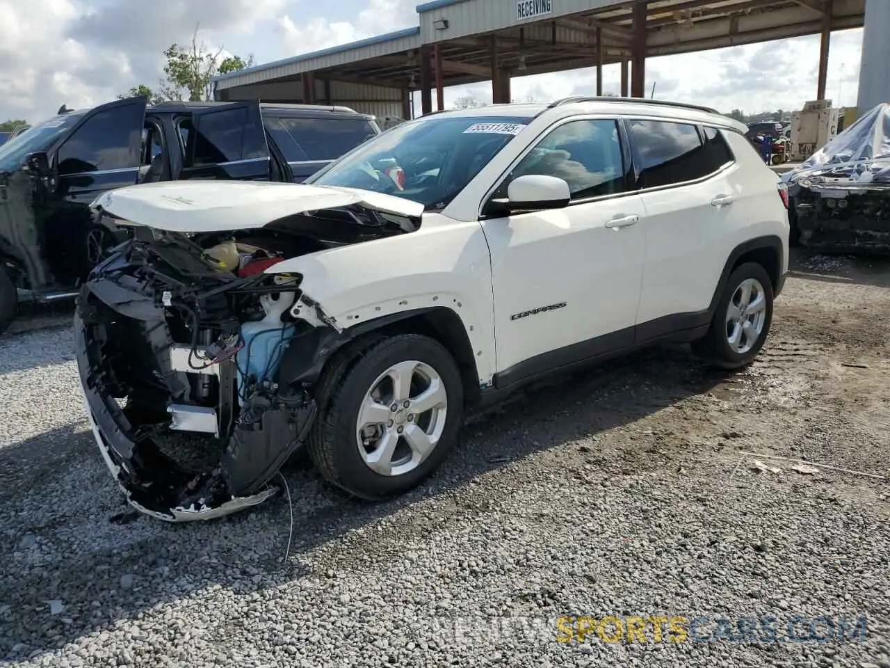 1 Photograph of a damaged car 3C4NJCBB7KT676938 JEEP COMPASS 2019
