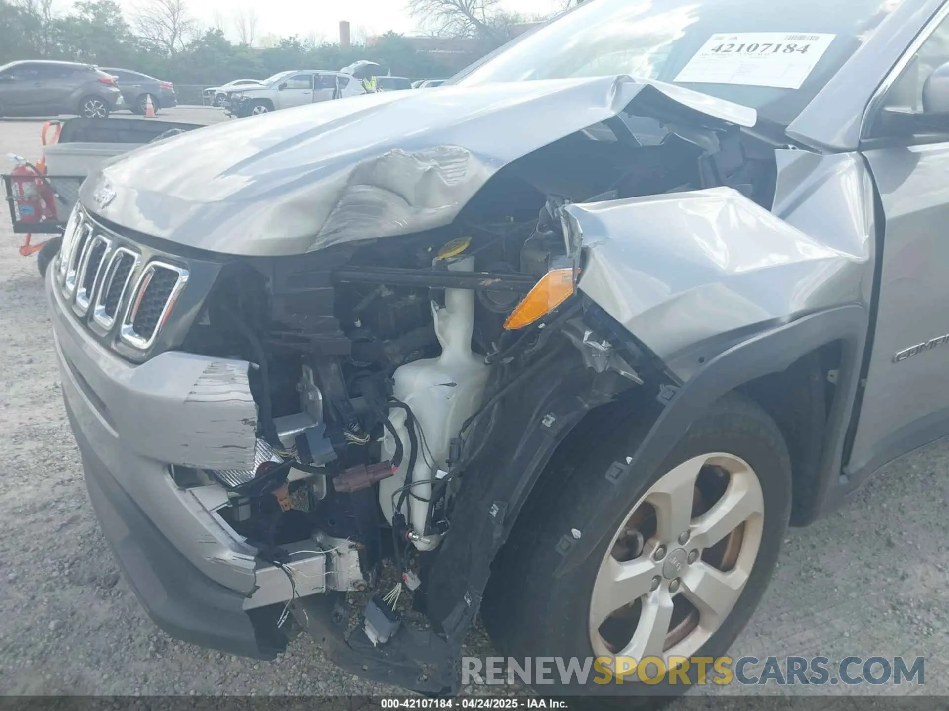 6 Photograph of a damaged car 3C4NJCBB7KT742453 JEEP COMPASS 2019