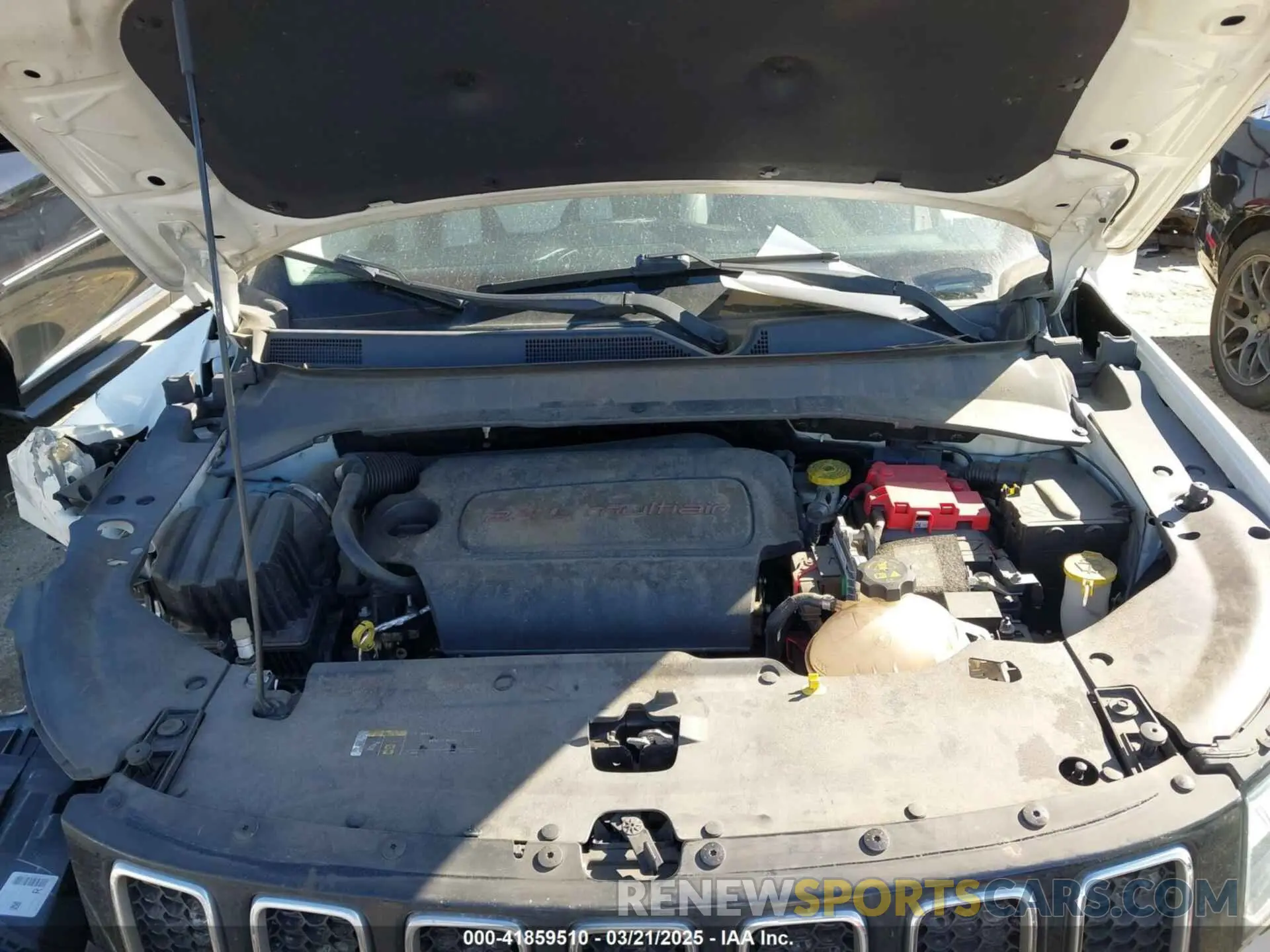 10 Photograph of a damaged car 3C4NJCBB7KT755879 JEEP COMPASS 2019