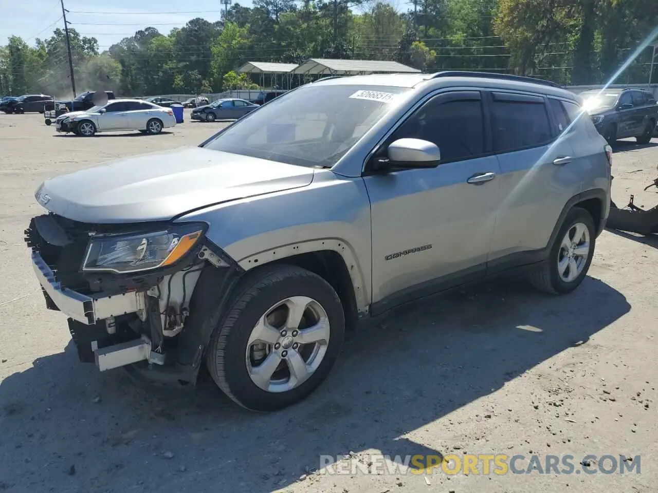 1 Photograph of a damaged car 3C4NJCBB7KT851060 JEEP COMPASS 2019