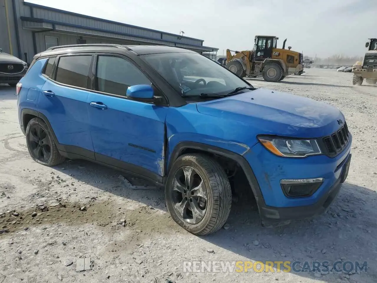 4 Photograph of a damaged car 3C4NJCBB8KT692274 JEEP COMPASS 2019