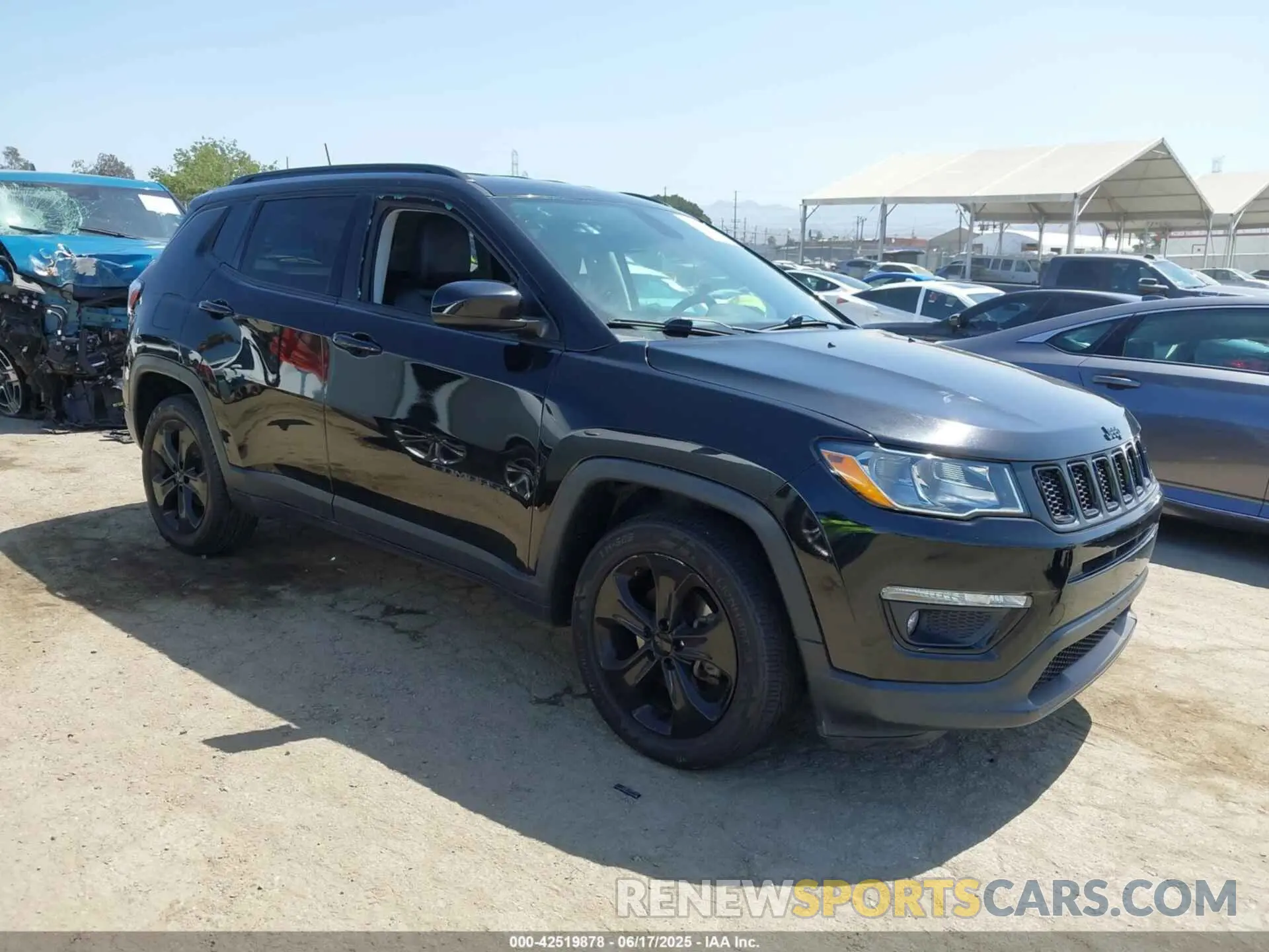 1 Photograph of a damaged car 3C4NJCBB8KT727170 JEEP COMPASS 2019