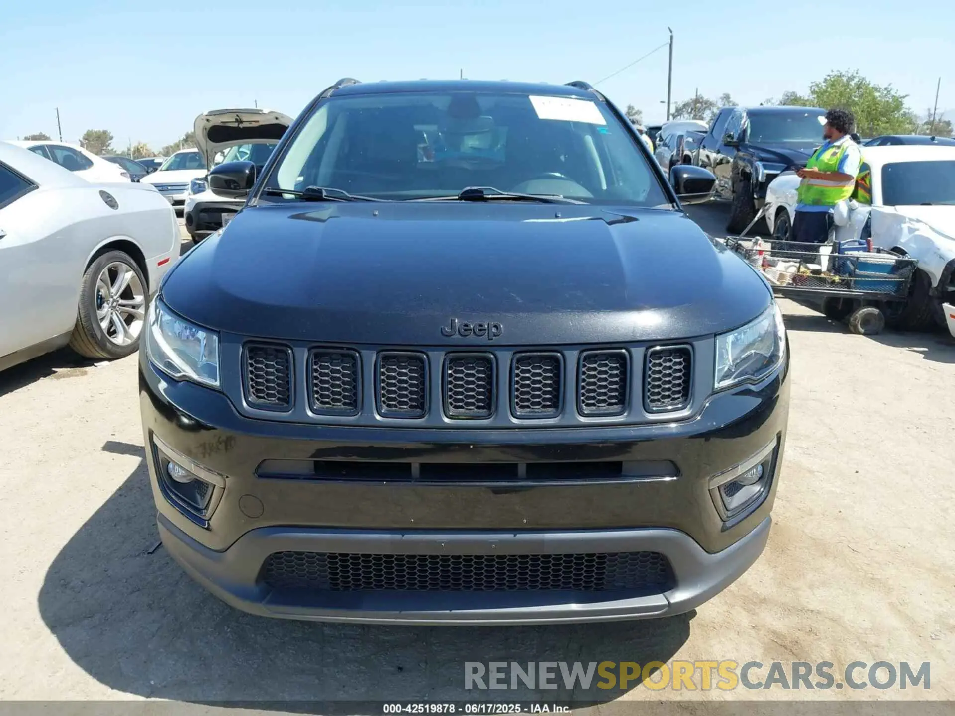 11 Photograph of a damaged car 3C4NJCBB8KT727170 JEEP COMPASS 2019