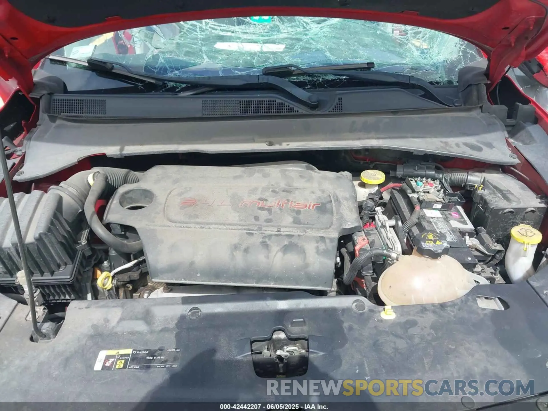 10 Photograph of a damaged car 3C4NJCBB8KT843811 JEEP COMPASS 2019
