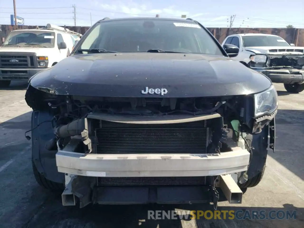 5 Photograph of a damaged car 3C4NJCBB8KT855599 JEEP COMPASS 2019