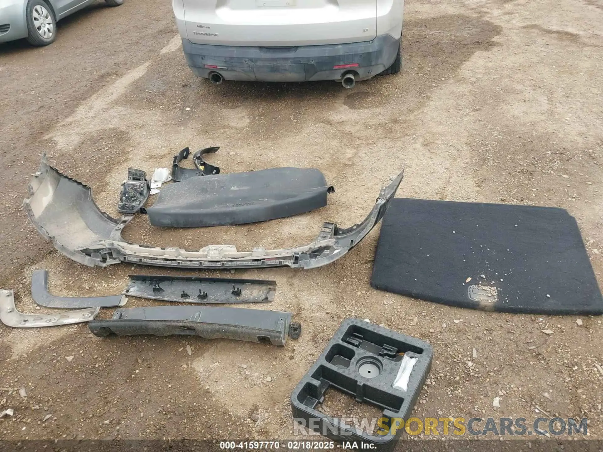 12 Photograph of a damaged car 3C4NJCBB9KT637624 JEEP COMPASS 2019