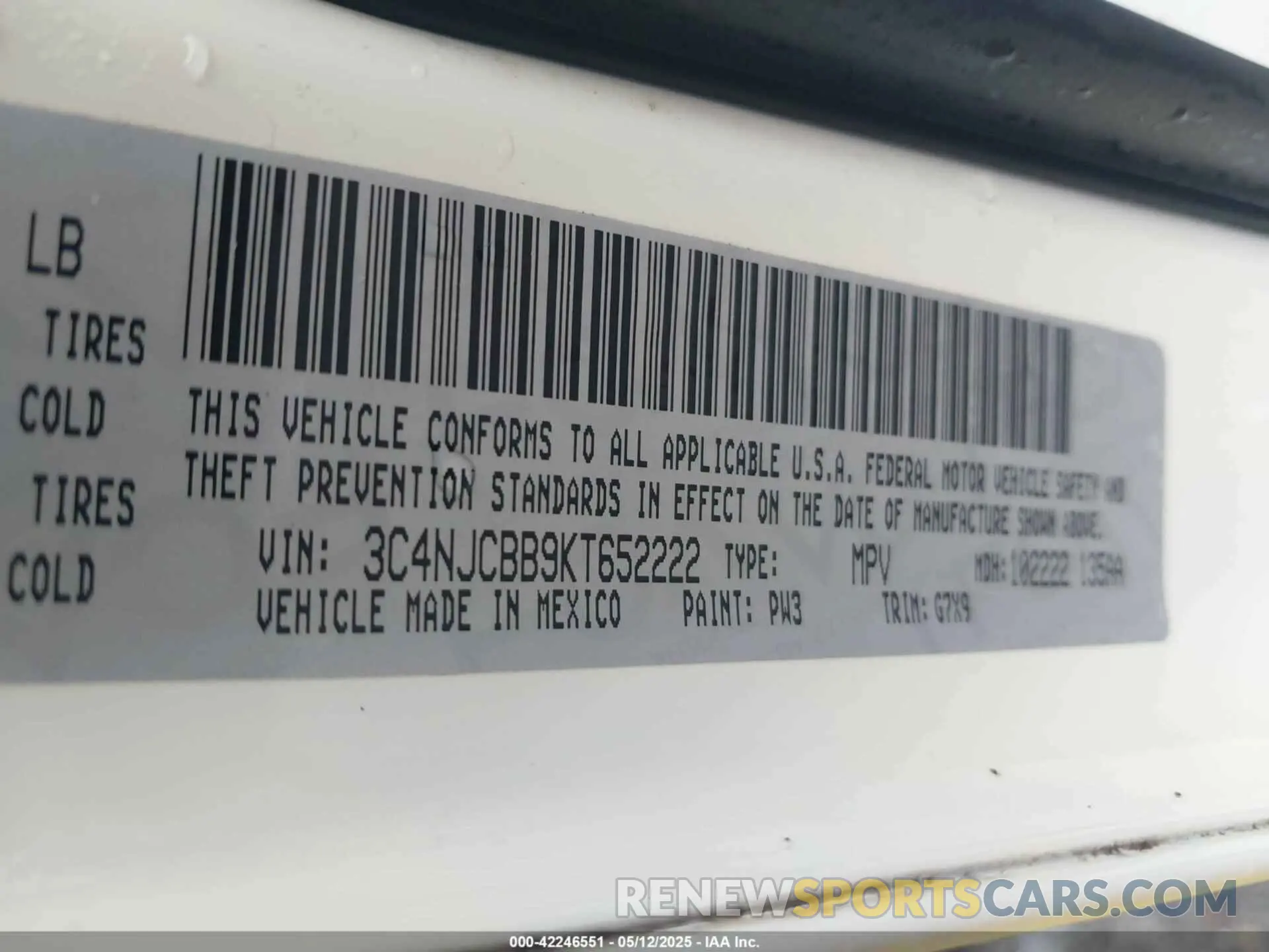 9 Photograph of a damaged car 3C4NJCBB9KT652222 JEEP COMPASS 2019