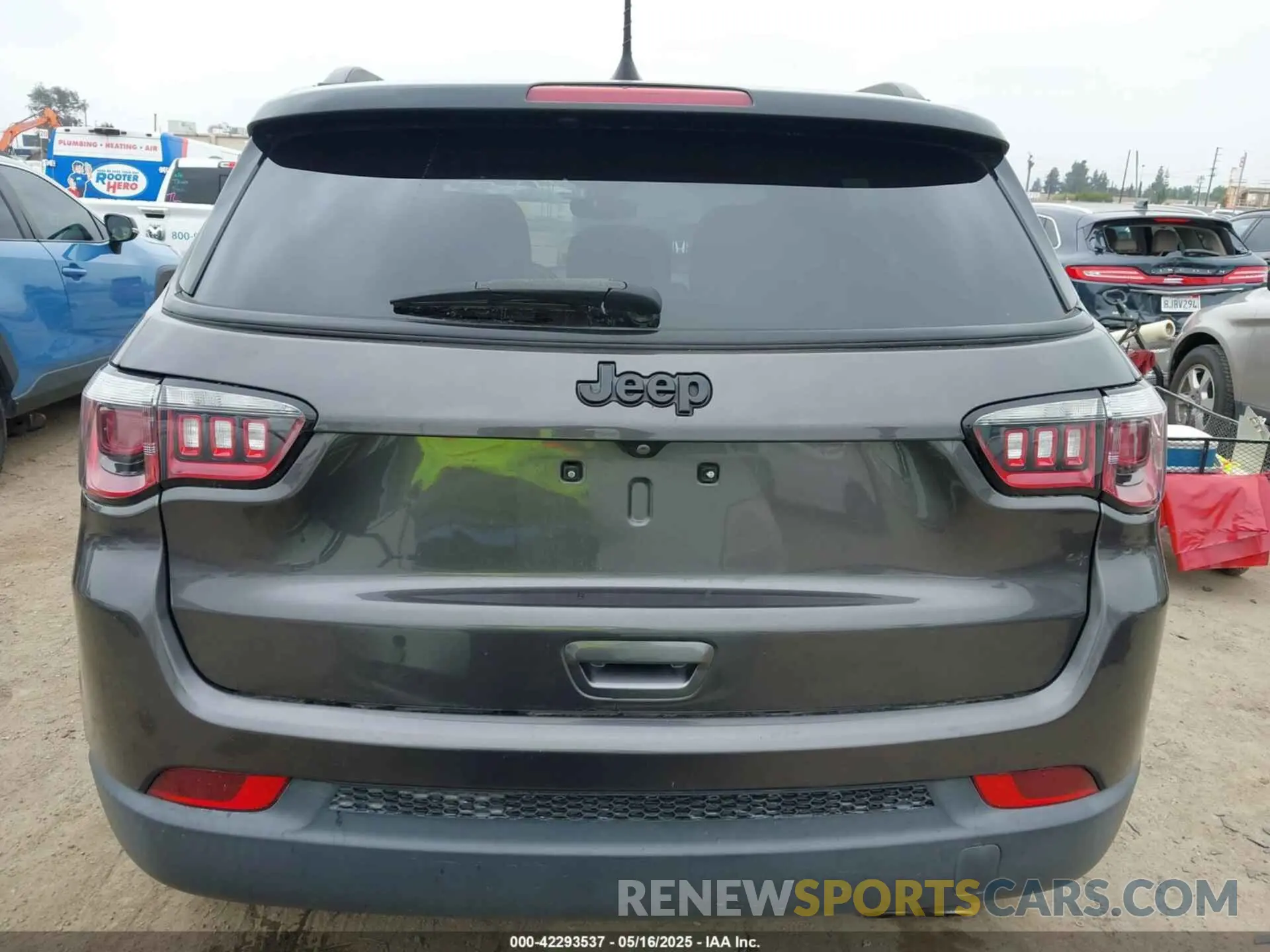 16 Photograph of a damaged car 3C4NJCBB9KT833210 JEEP COMPASS 2019