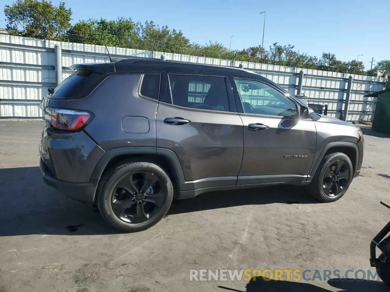 3 Photograph of a damaged car 3C4NJCBBXKT676691 JEEP COMPASS 2019