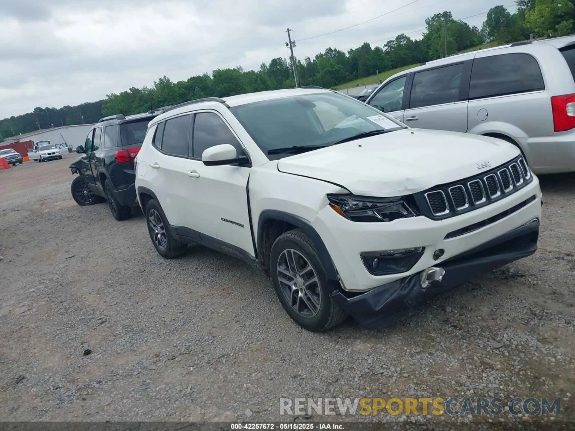 1 Photograph of a damaged car 3C4NJCBBXKT699338 JEEP COMPASS 2019