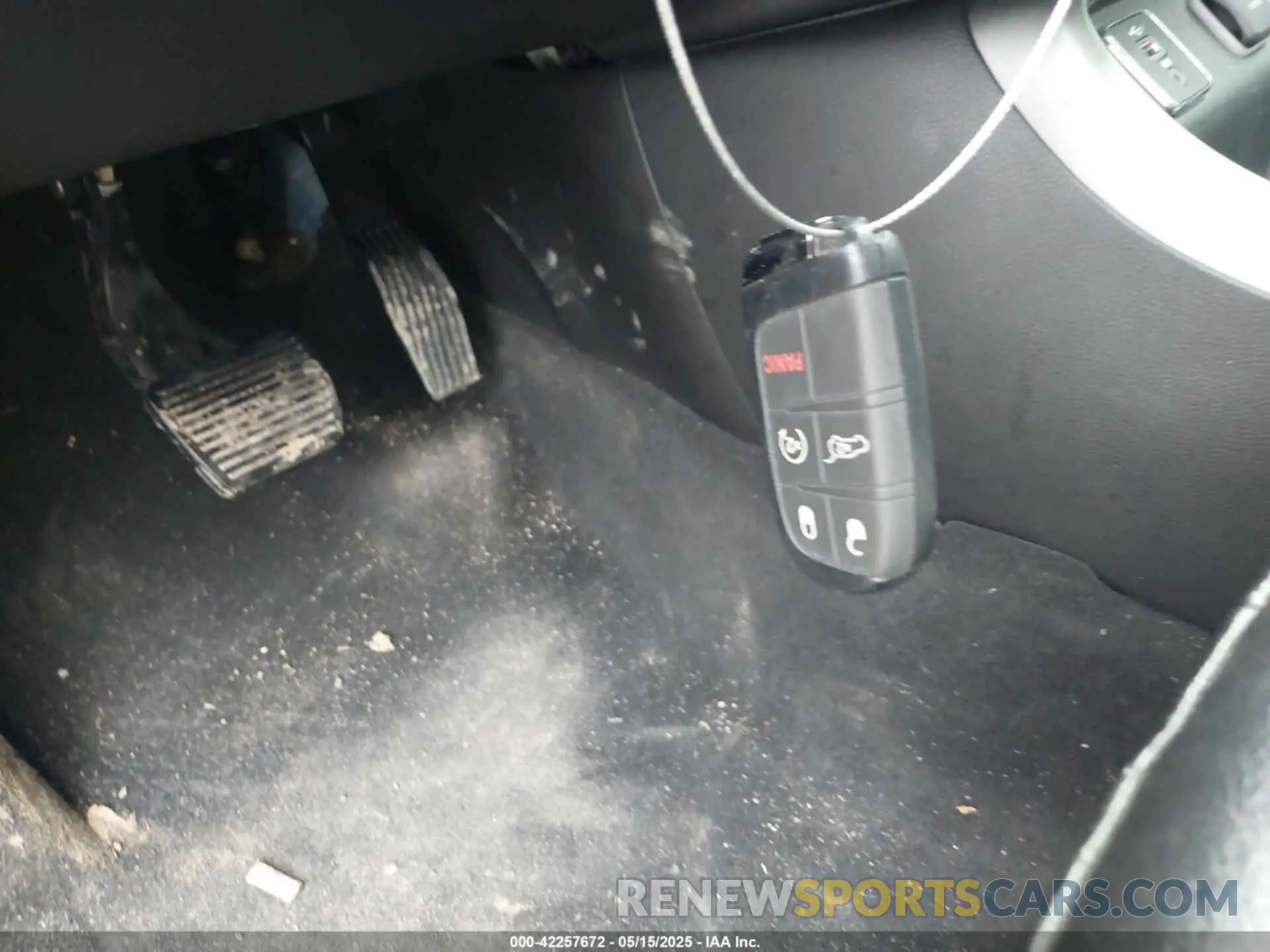11 Photograph of a damaged car 3C4NJCBBXKT699338 JEEP COMPASS 2019