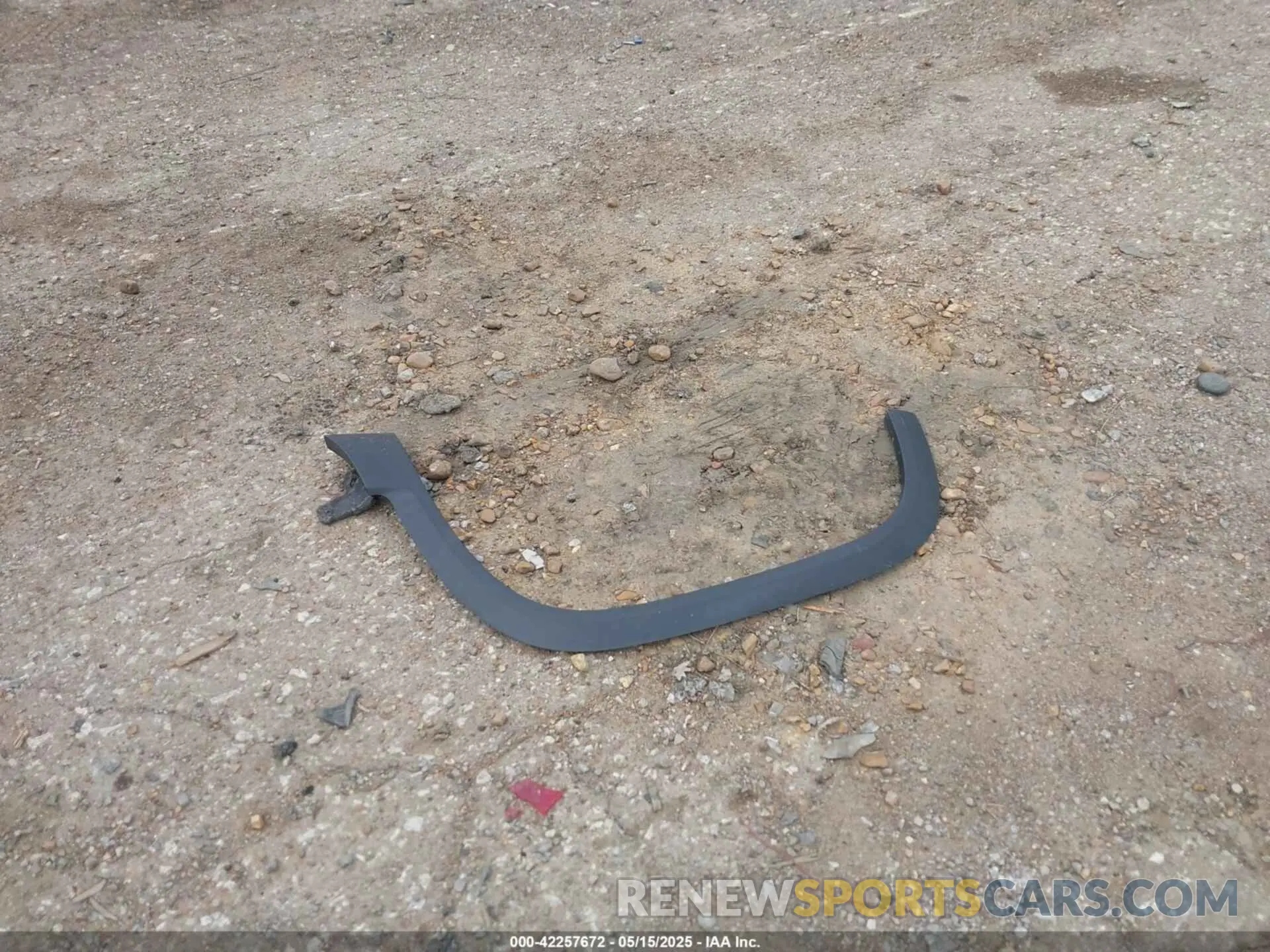 12 Photograph of a damaged car 3C4NJCBBXKT699338 JEEP COMPASS 2019