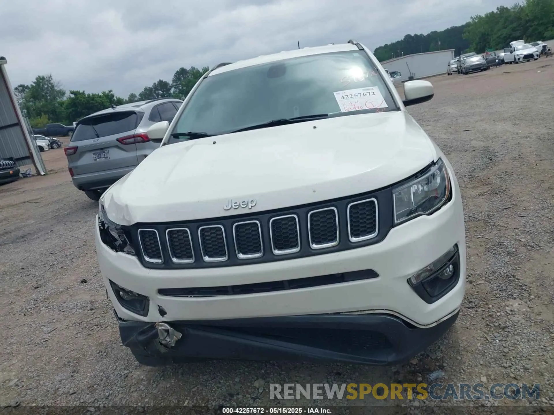 13 Photograph of a damaged car 3C4NJCBBXKT699338 JEEP COMPASS 2019