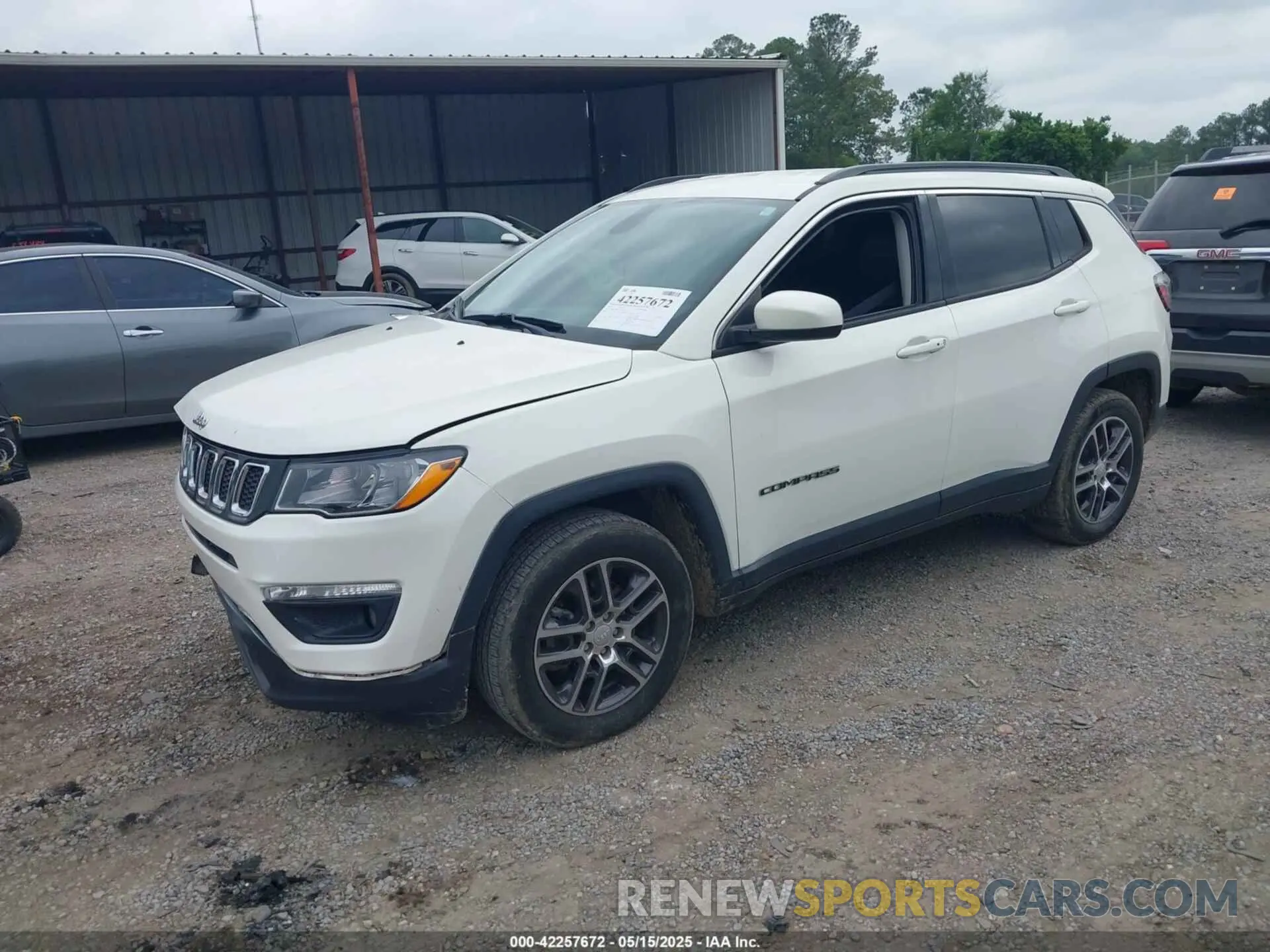 2 Photograph of a damaged car 3C4NJCBBXKT699338 JEEP COMPASS 2019