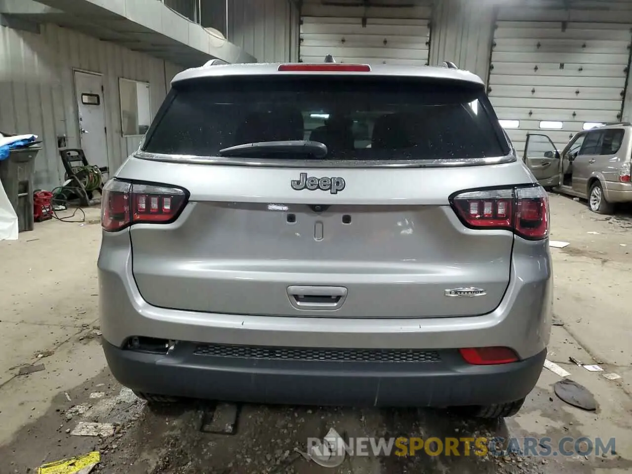 6 Photograph of a damaged car 3C4NJCBBXKT711715 JEEP COMPASS 2019