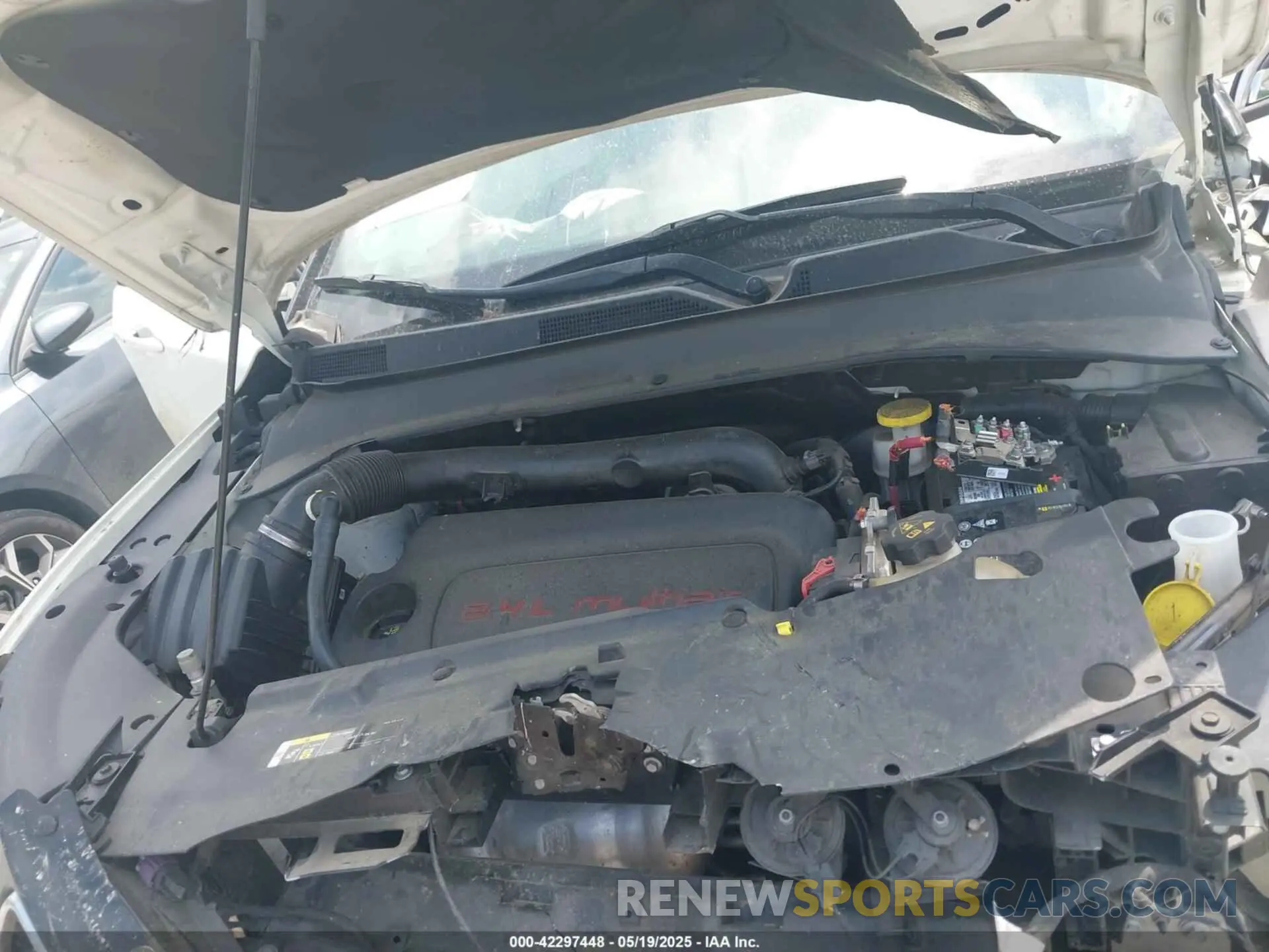 10 Photograph of a damaged car 3C4NJCCB1KT711312 JEEP COMPASS 2019