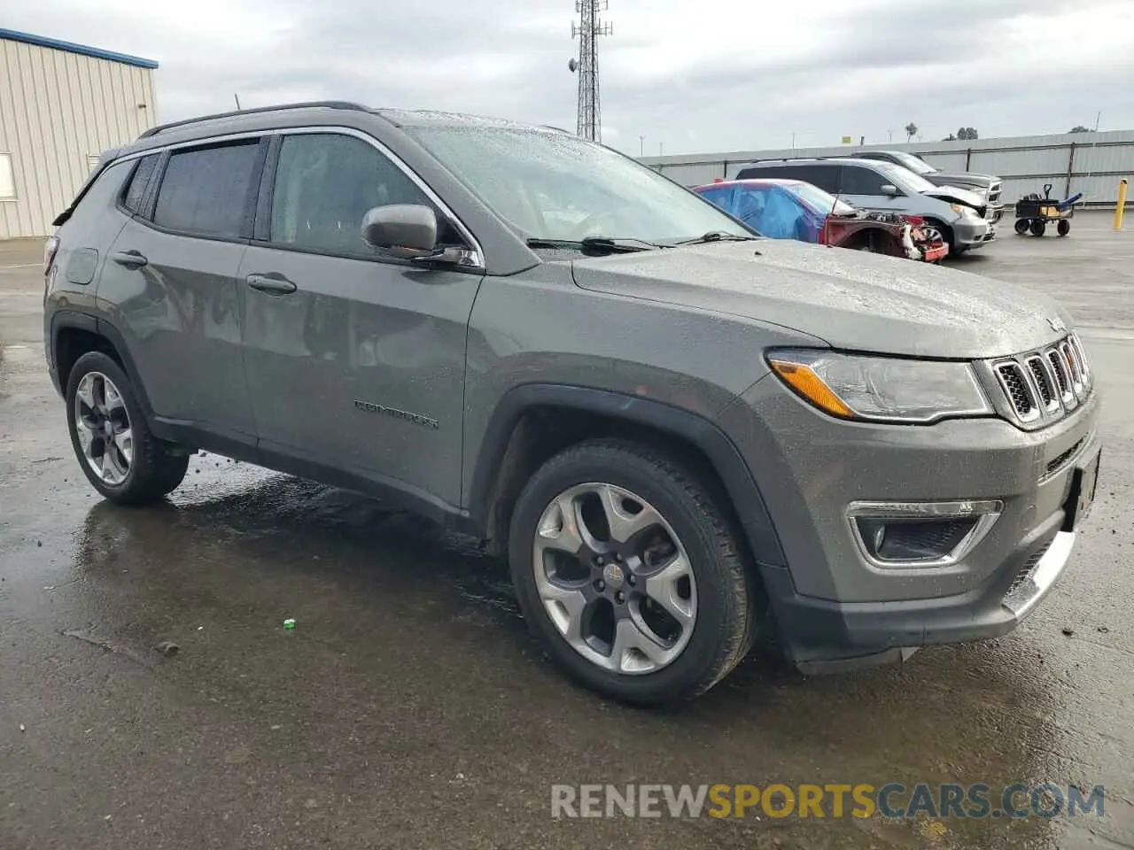 4 Photograph of a damaged car 3C4NJCCB1KT814763 JEEP COMPASS 2019