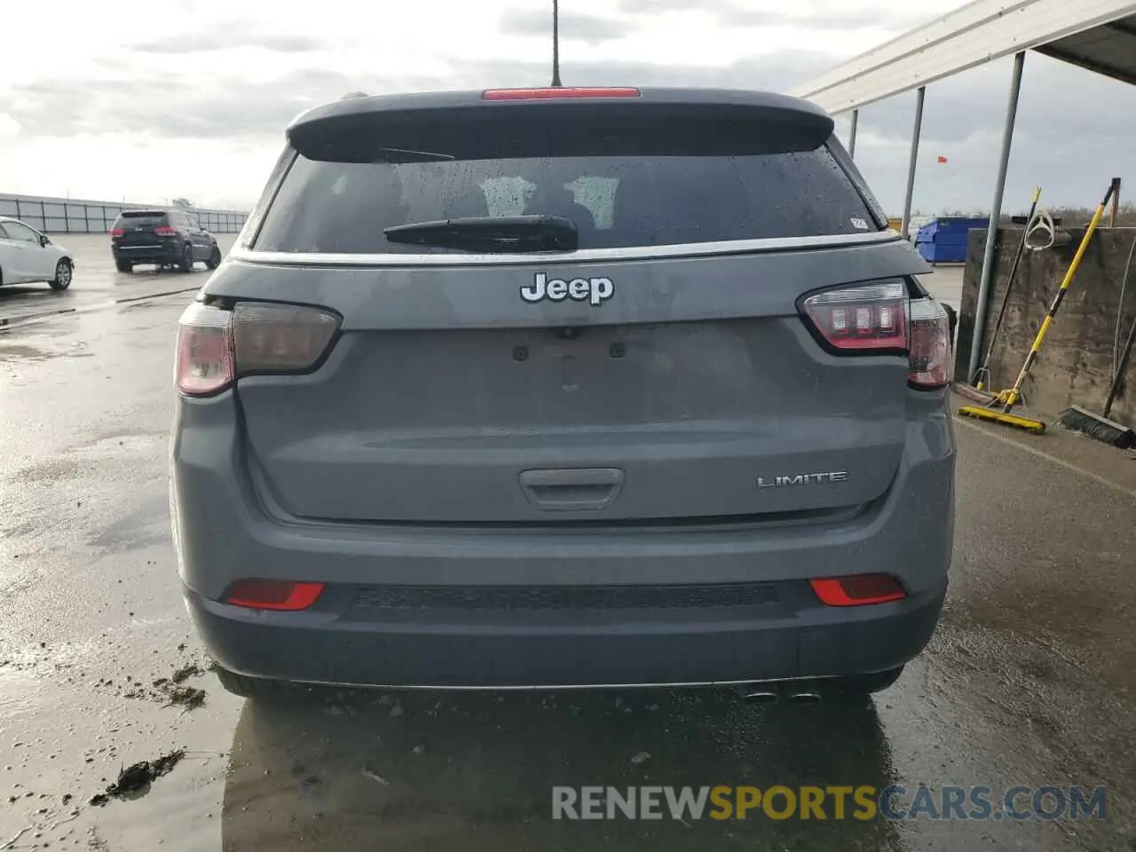 6 Photograph of a damaged car 3C4NJCCB1KT814763 JEEP COMPASS 2019