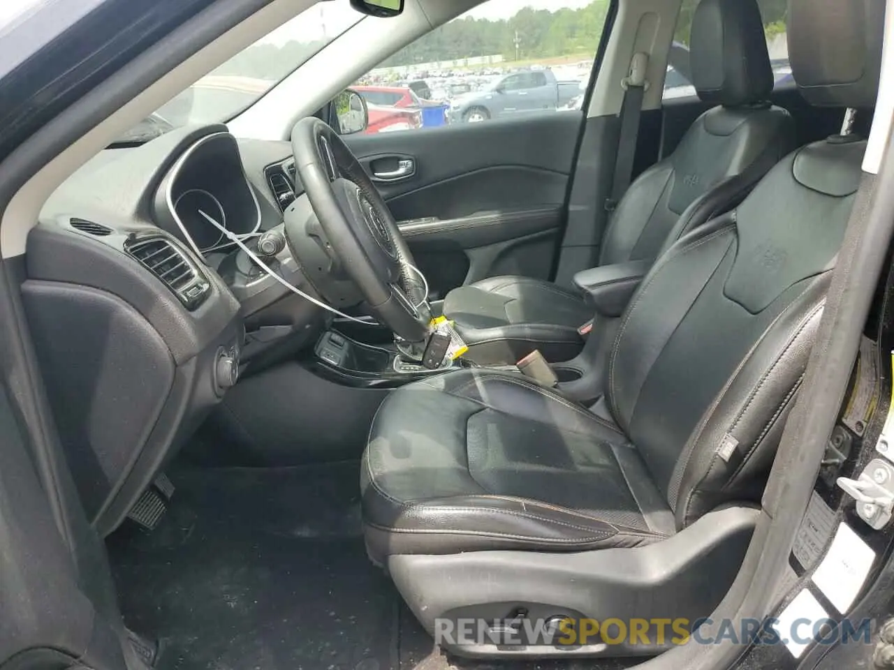 7 Photograph of a damaged car 3C4NJCCB3KT675915 JEEP COMPASS 2019