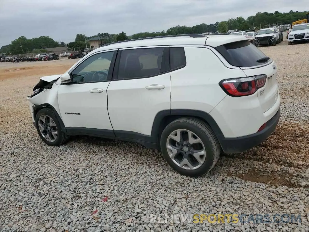 2 Photograph of a damaged car 3C4NJCCB4KT662445 JEEP COMPASS 2019