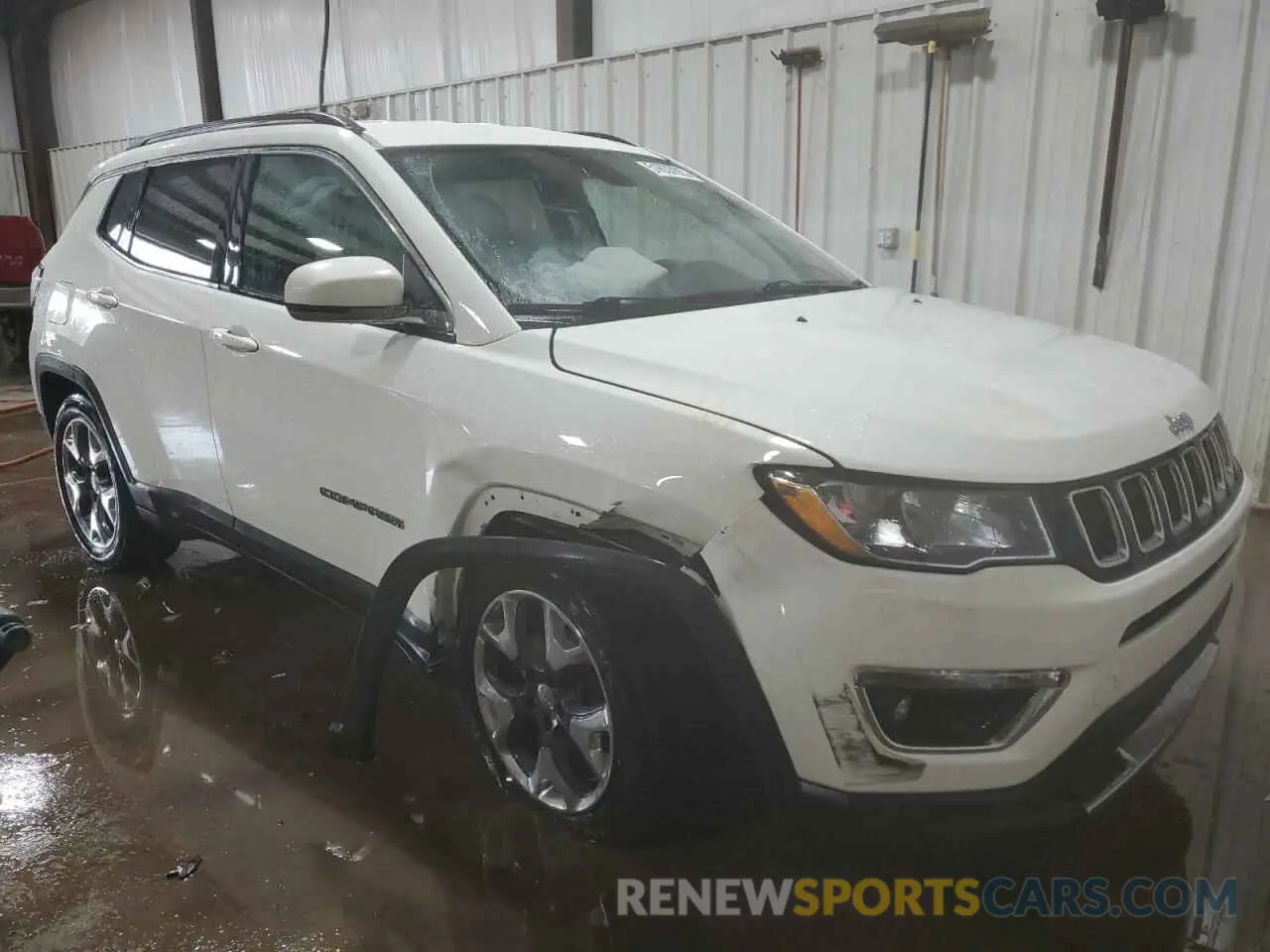 4 Photograph of a damaged car 3C4NJCCB5KT660039 JEEP COMPASS 2019