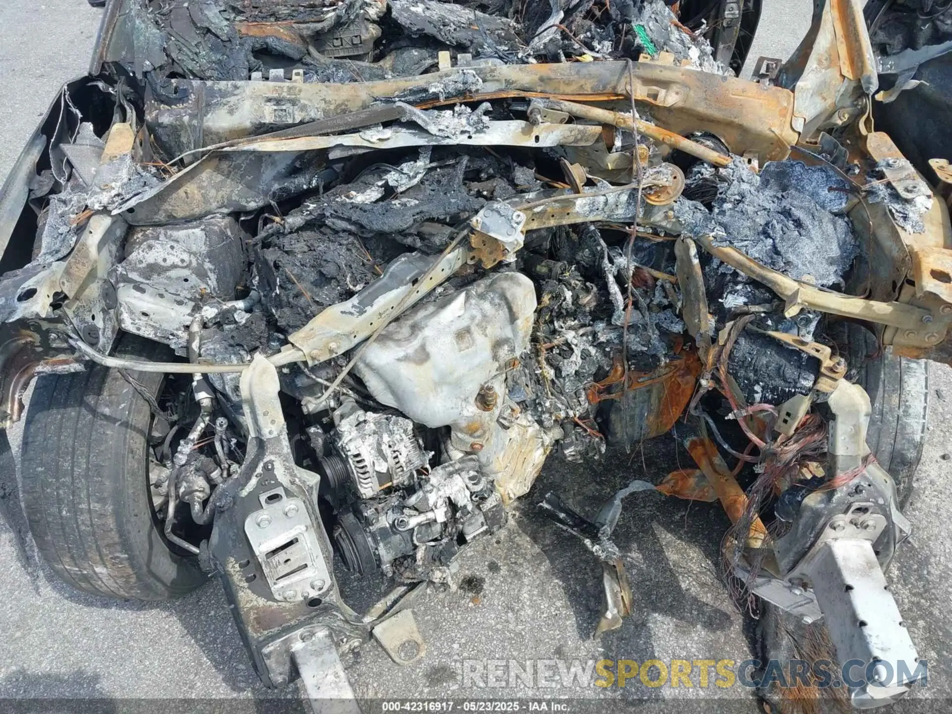 10 Photograph of a damaged car 3C4NJCCB5KT667282 JEEP COMPASS 2019