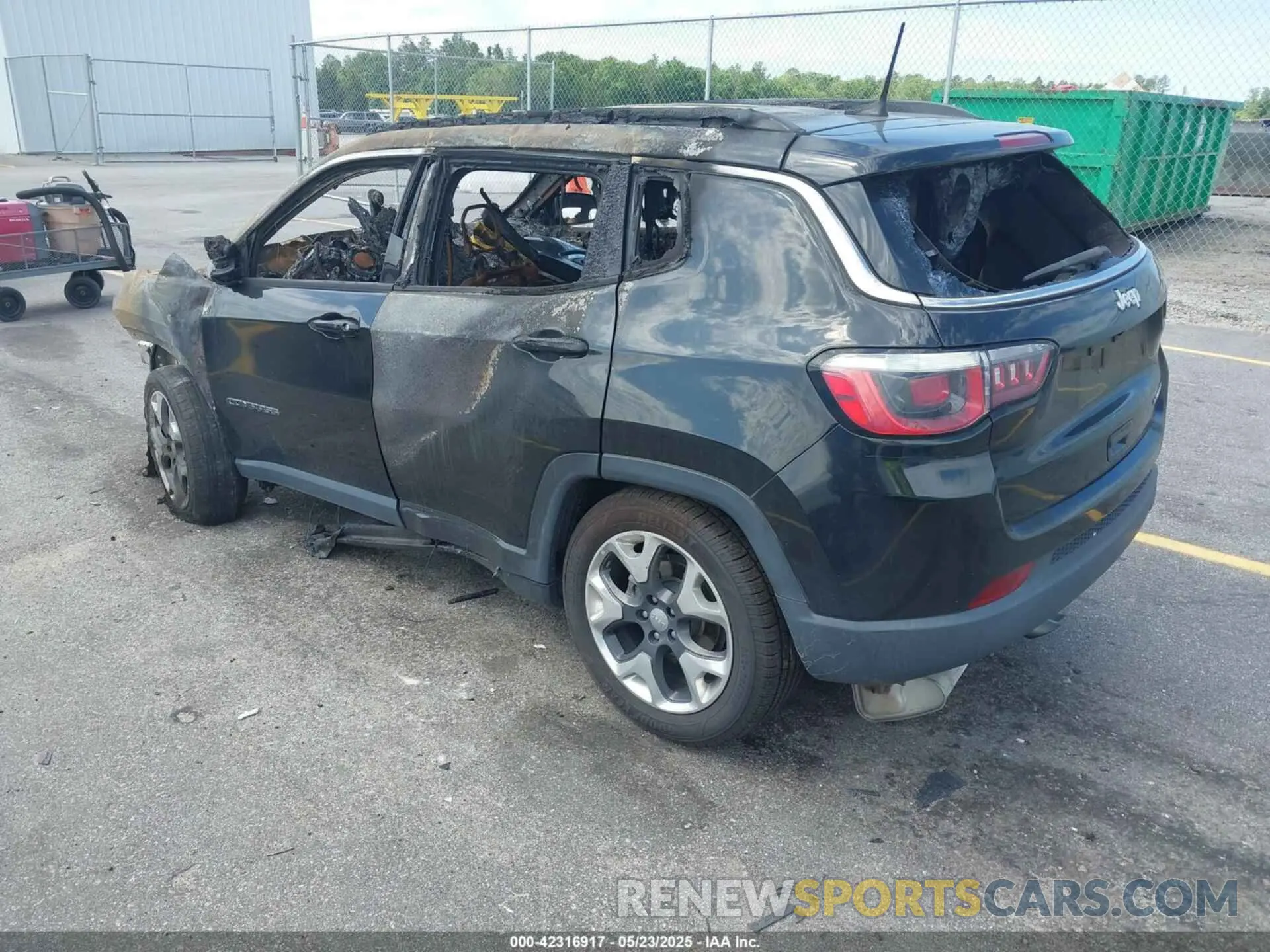 3 Photograph of a damaged car 3C4NJCCB5KT667282 JEEP COMPASS 2019