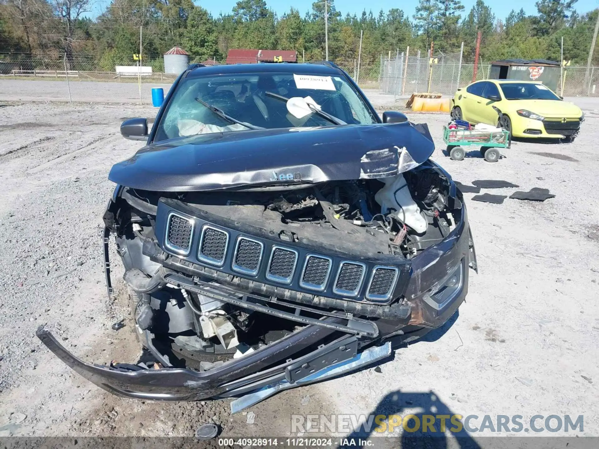 6 Photograph of a damaged car 3C4NJCCB6KT782148 JEEP COMPASS 2019