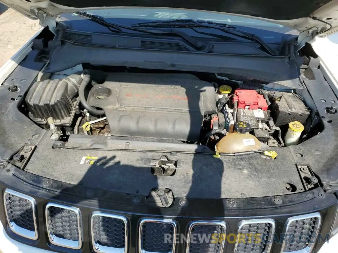 11 Photograph of a damaged car 3C4NJCCB7KT676324 JEEP COMPASS 2019