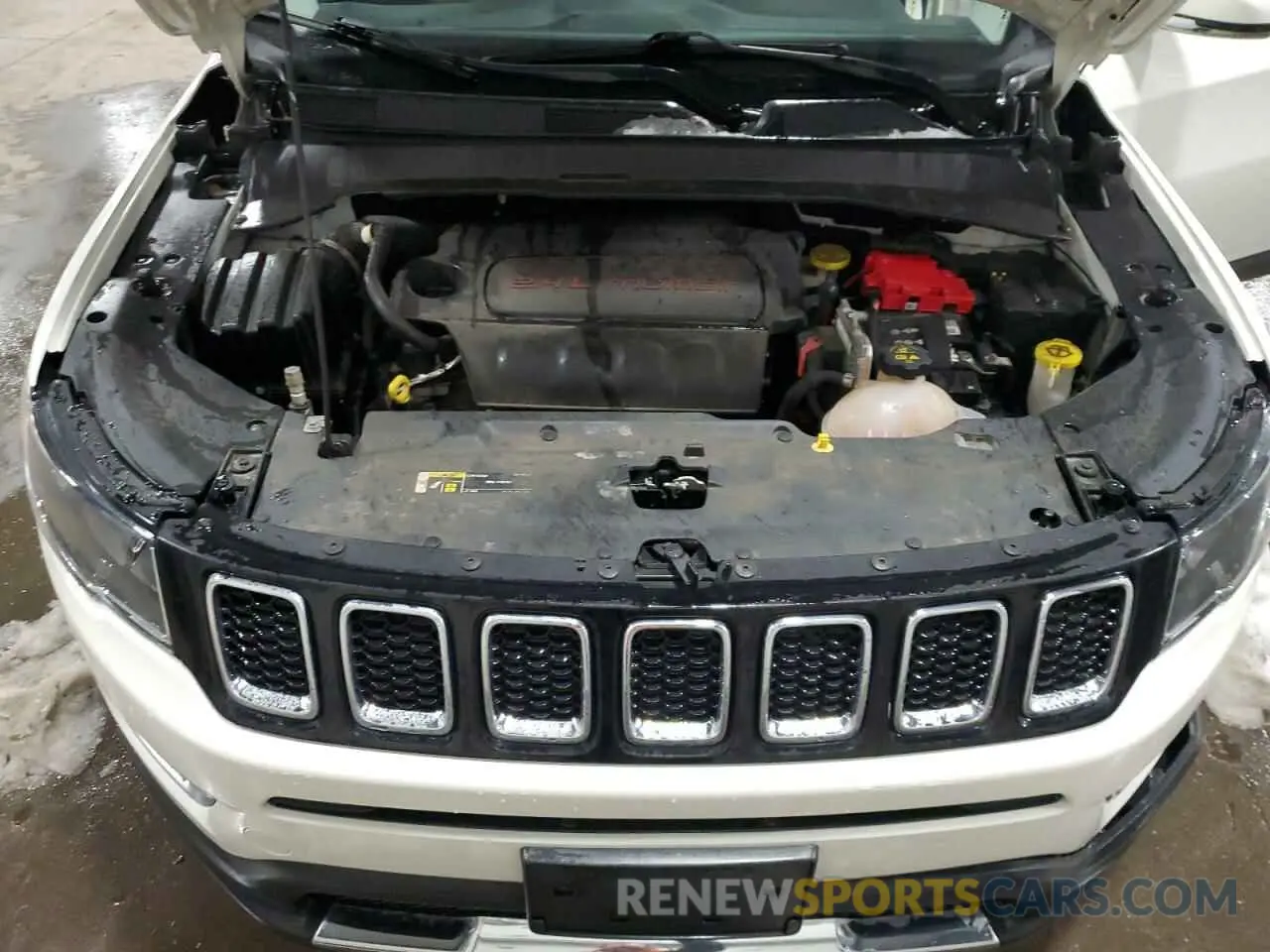 12 Photograph of a damaged car 3C4NJCCB7KT699179 JEEP COMPASS 2019