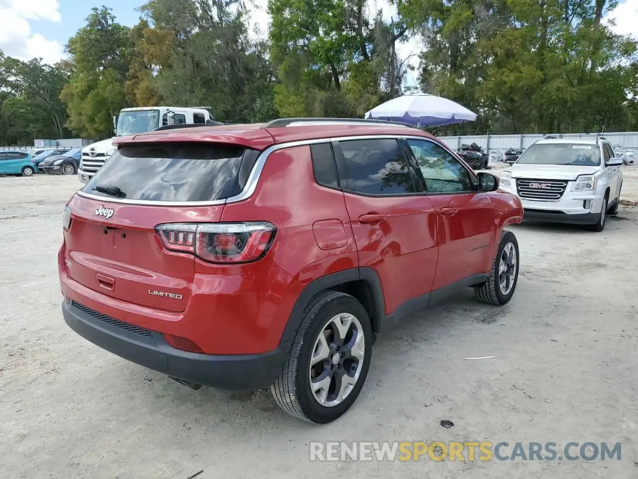 3 Photograph of a damaged car 3C4NJCCB8KT664232 JEEP COMPASS 2019