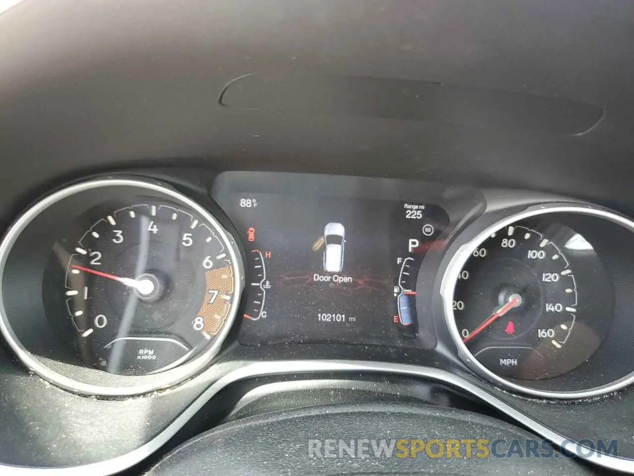 9 Photograph of a damaged car 3C4NJCCB8KT664232 JEEP COMPASS 2019