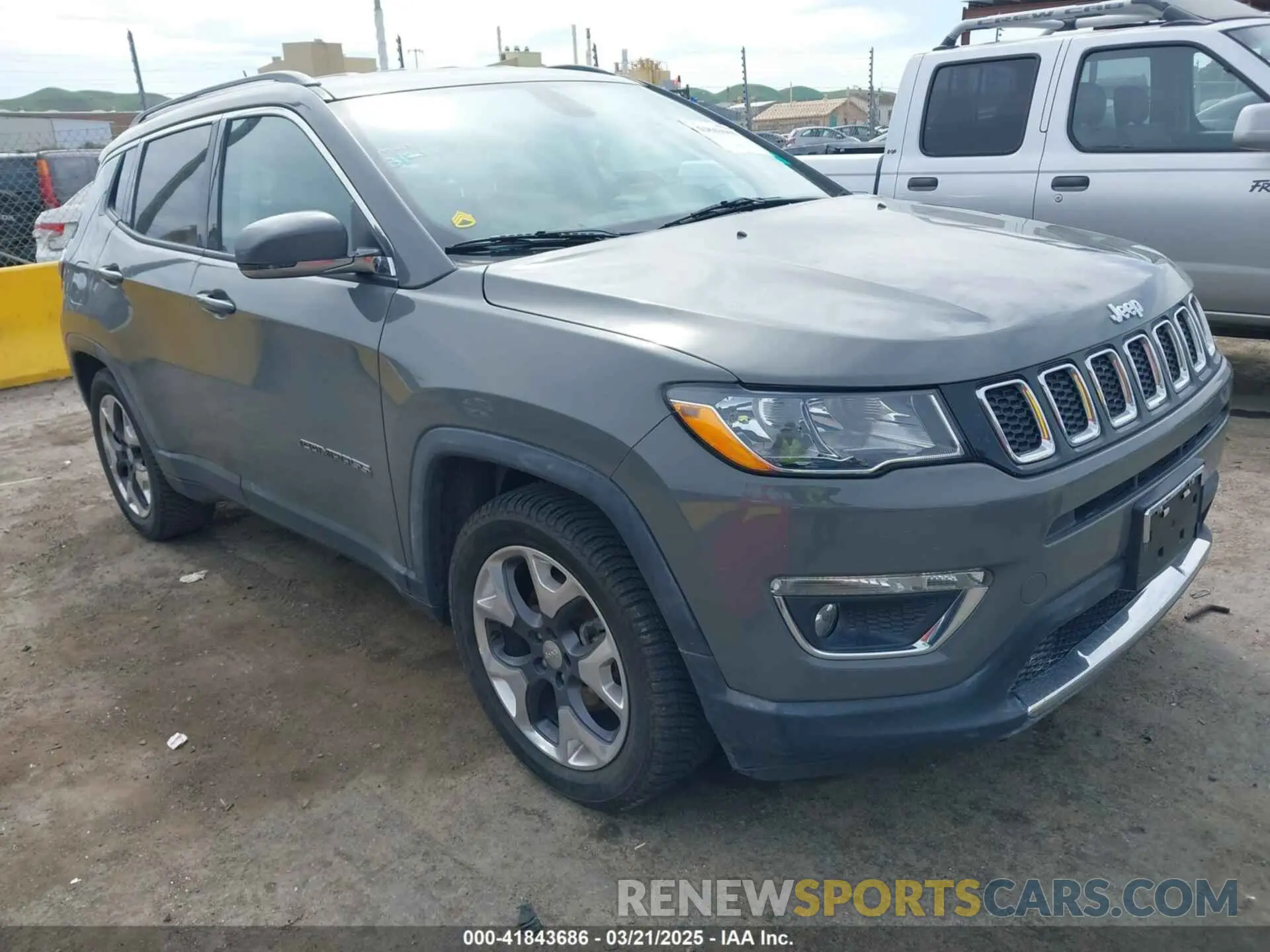 1 Photograph of a damaged car 3C4NJCCB8KT777811 JEEP COMPASS 2019