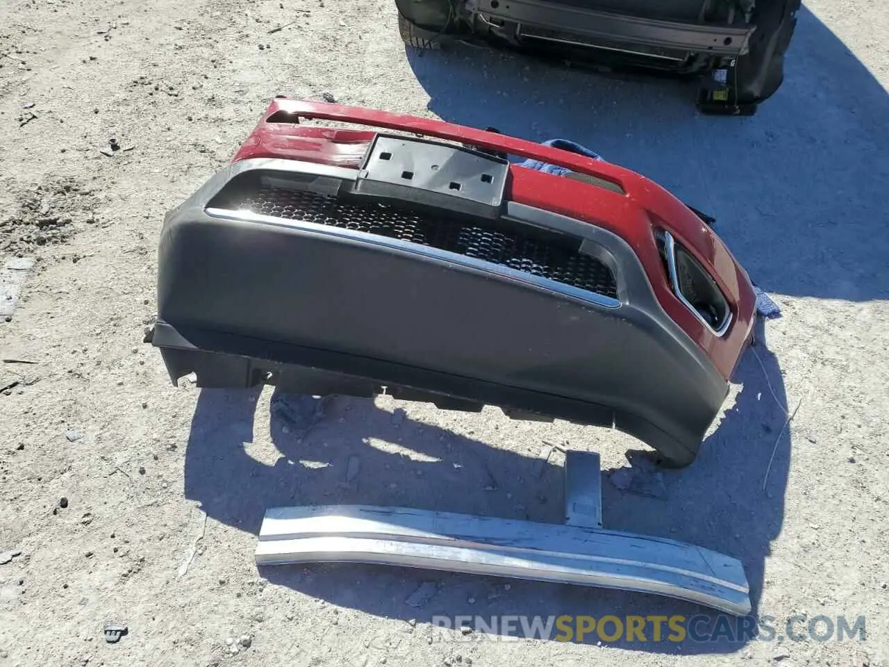 15 Photograph of a damaged car 3C4NJCCB8KT809401 JEEP COMPASS 2019