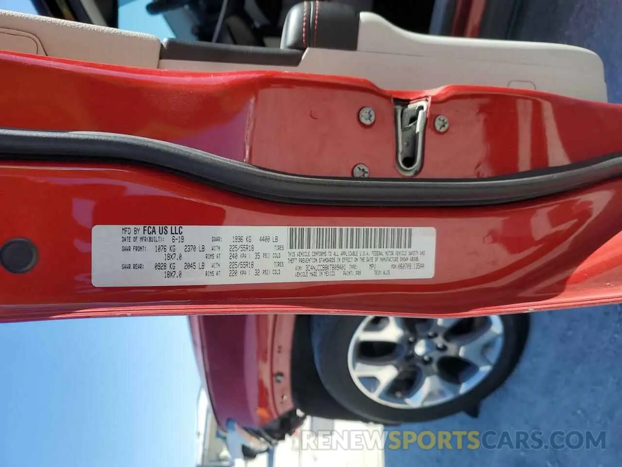 16 Photograph of a damaged car 3C4NJCCB8KT809401 JEEP COMPASS 2019