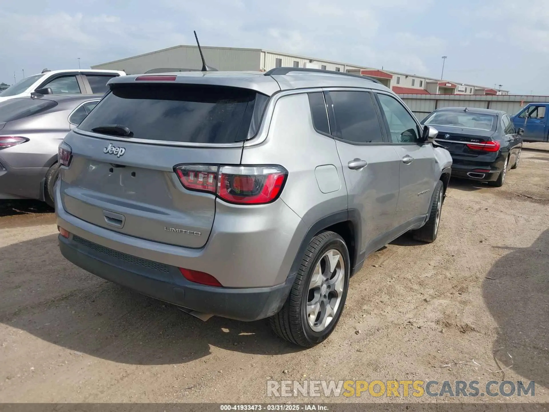 4 Photograph of a damaged car 3C4NJCCB9KT793631 JEEP COMPASS 2019