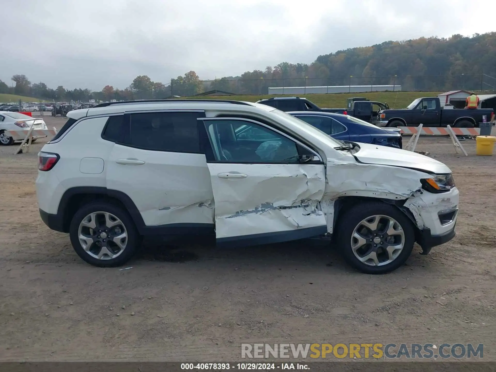 12 Photograph of a damaged car 3C4NJCCBXKT676236 JEEP COMPASS 2019