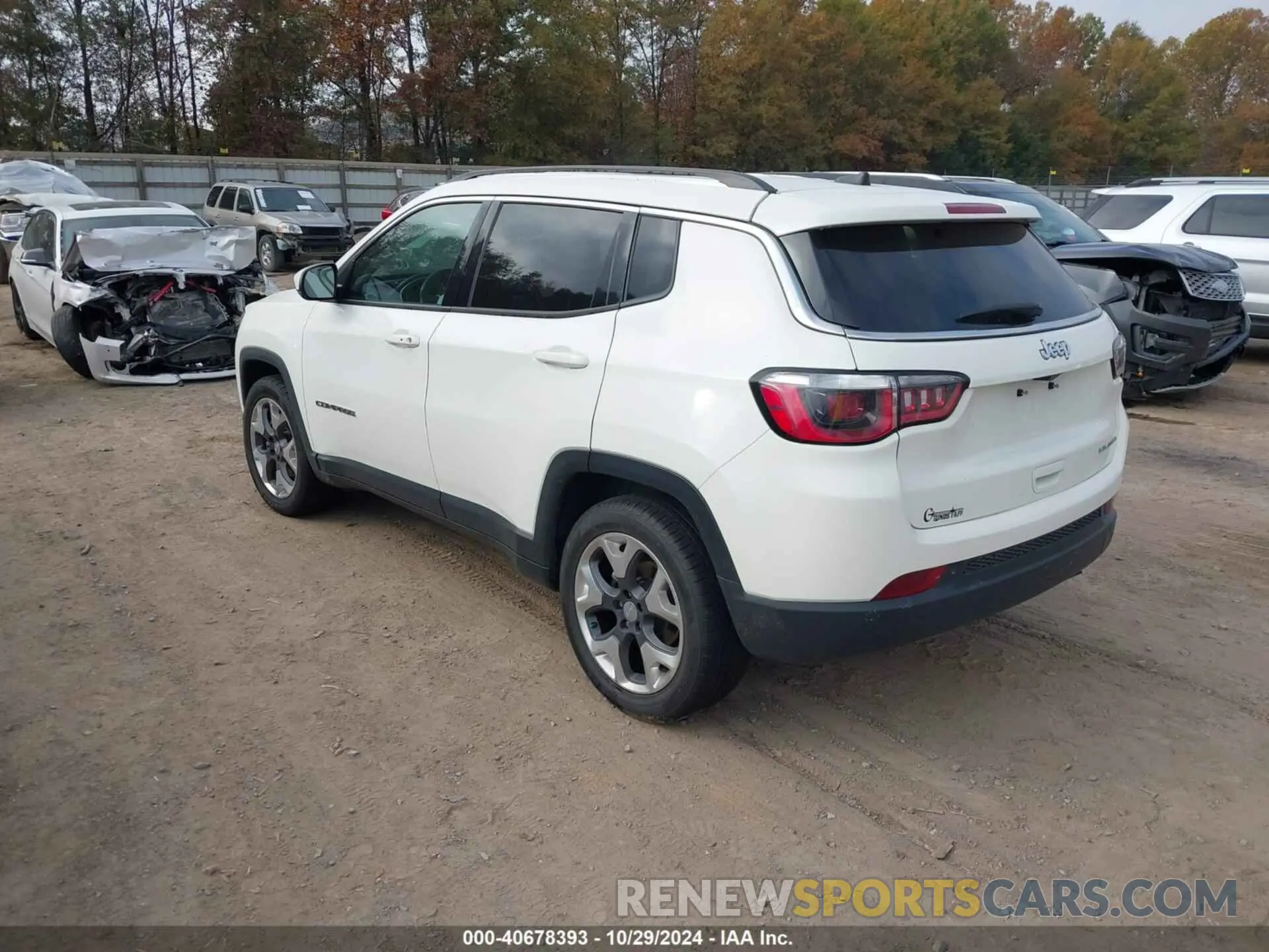 3 Photograph of a damaged car 3C4NJCCBXKT676236 JEEP COMPASS 2019