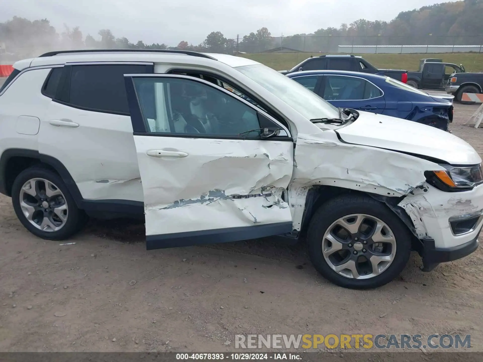 6 Photograph of a damaged car 3C4NJCCBXKT676236 JEEP COMPASS 2019