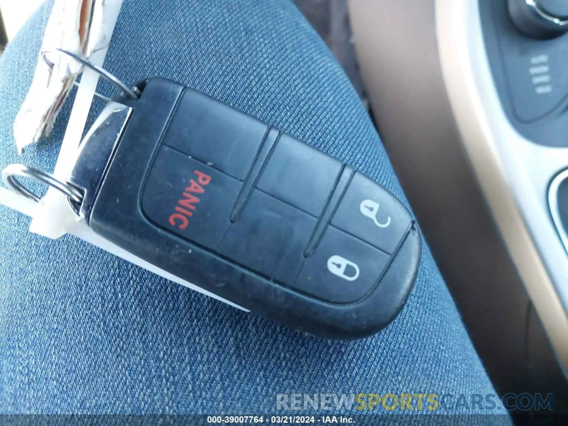 11 Photograph of a damaged car 3C4NJDAB4KT702998 JEEP COMPASS 2019