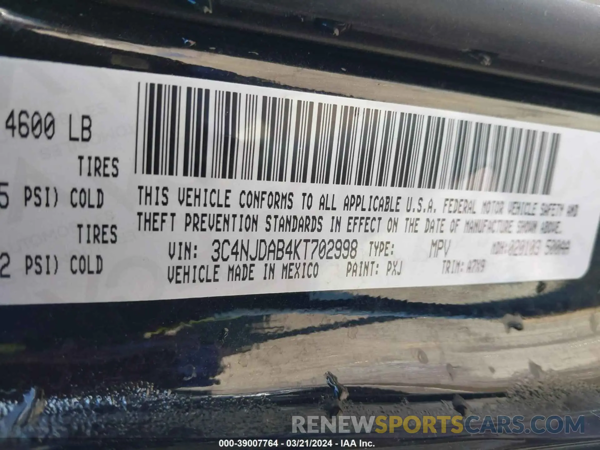 9 Photograph of a damaged car 3C4NJDAB4KT702998 JEEP COMPASS 2019